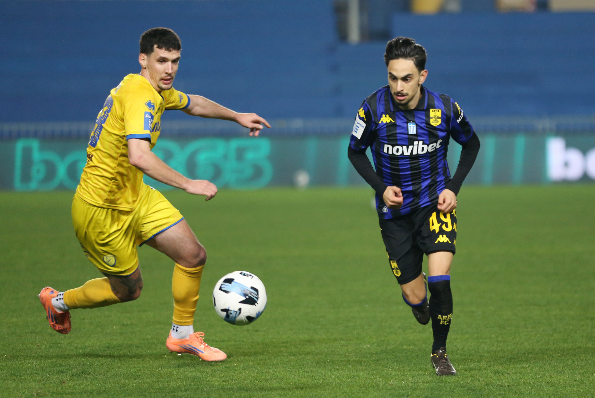 Μια χαραμάδα αισιοδοξίας από Δώνη και Μπουσαϊντ