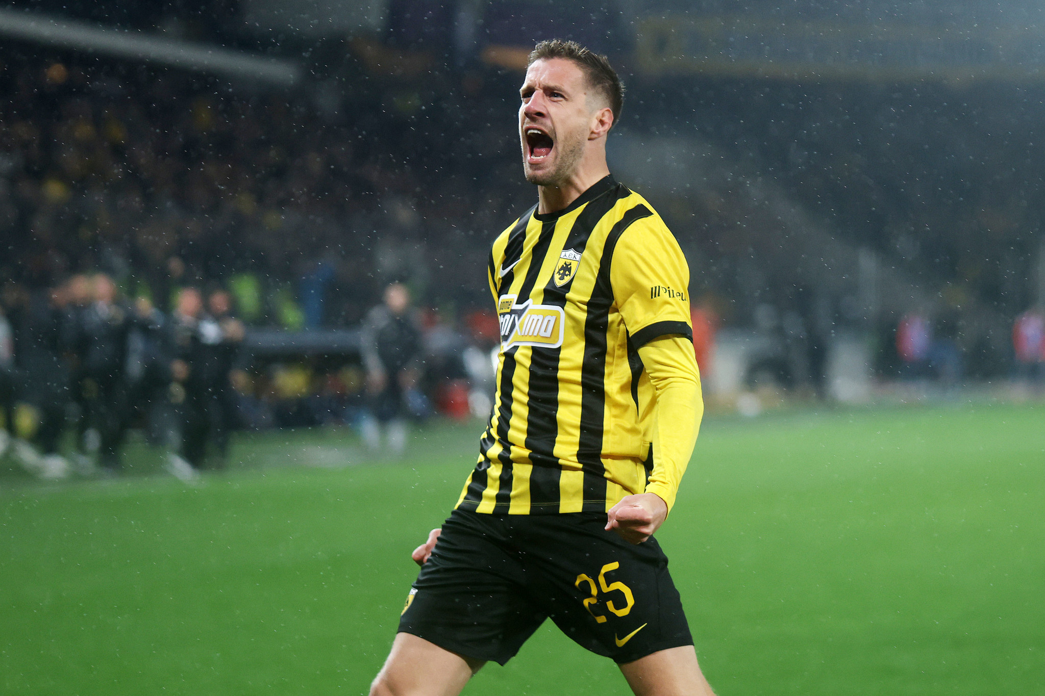 Βάργκα: «Η ΑΕΚ μπορεί τον τίτλο, έβραζε το γήπεδο και αυτό το πρώτο γκολ το περίμενα»