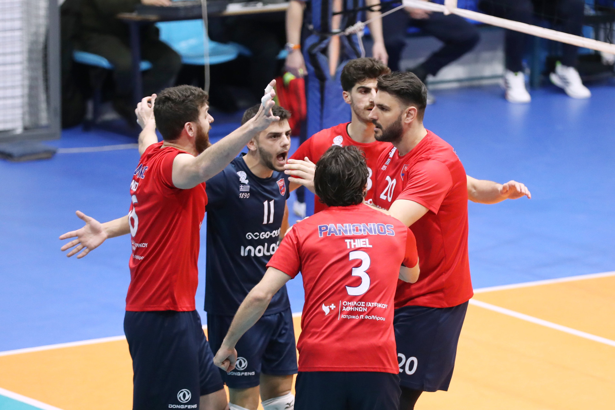 Οι ομάδες βόλεϊ της Νέας Σμύρνης πήραν με ανατροπές τα πρώτα εισιτήρια για τους «8» του Κυπέλλου