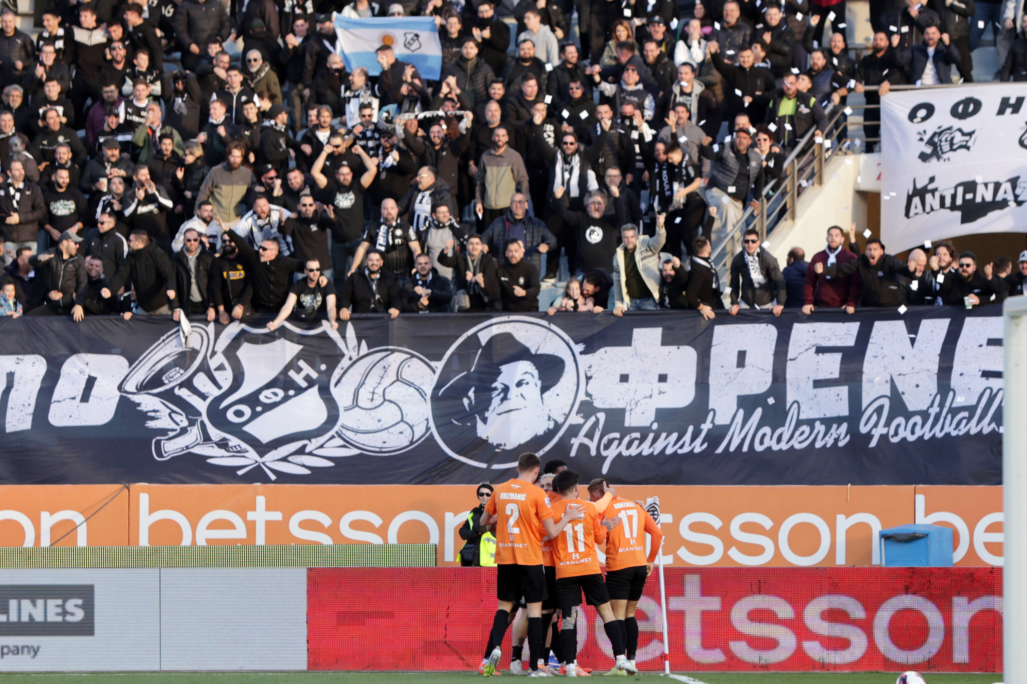 «Τρέλα» από τους φίλους του ΟΦΗ - Έφυγαν ήδη 1.000 εισιτήρια για τον τελικό του Κυπέλλου