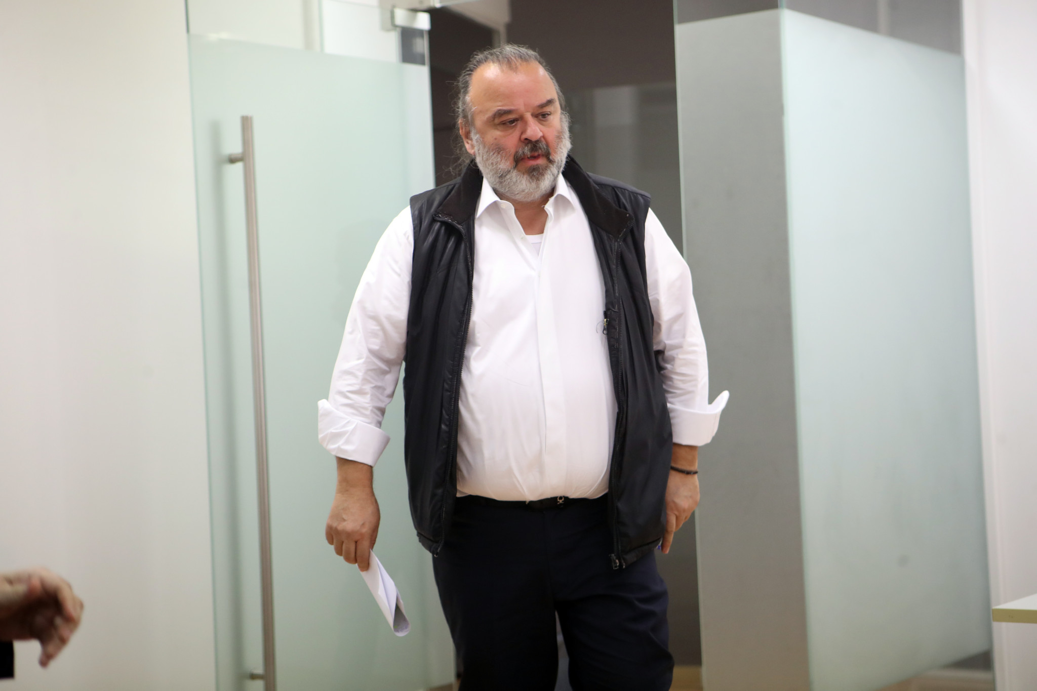 Ηλιόπουλος στην απολογία του: «Ούτε απείλησα, ούτε έβρισα τον Μάκελι - Δεν έχω κανένα πρόβλημα με τον Μεντιλίμπαρ»