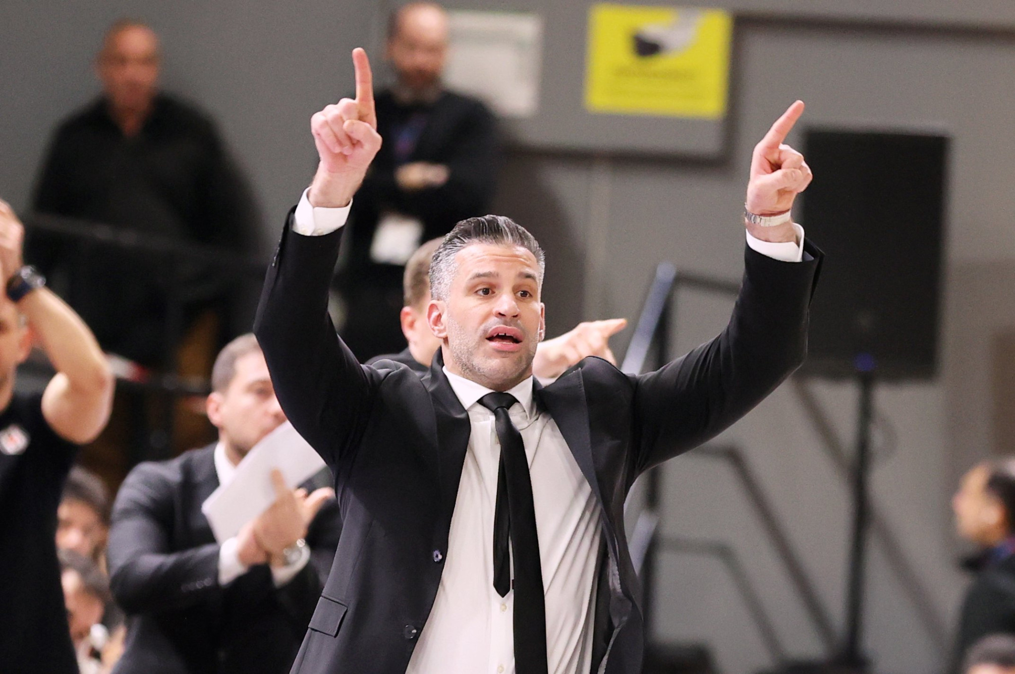 Μπεσίκτας: «Καταδικάζουμε το άθλιο πανό, να τιμωρηθούν οι υπεύθυνοι»