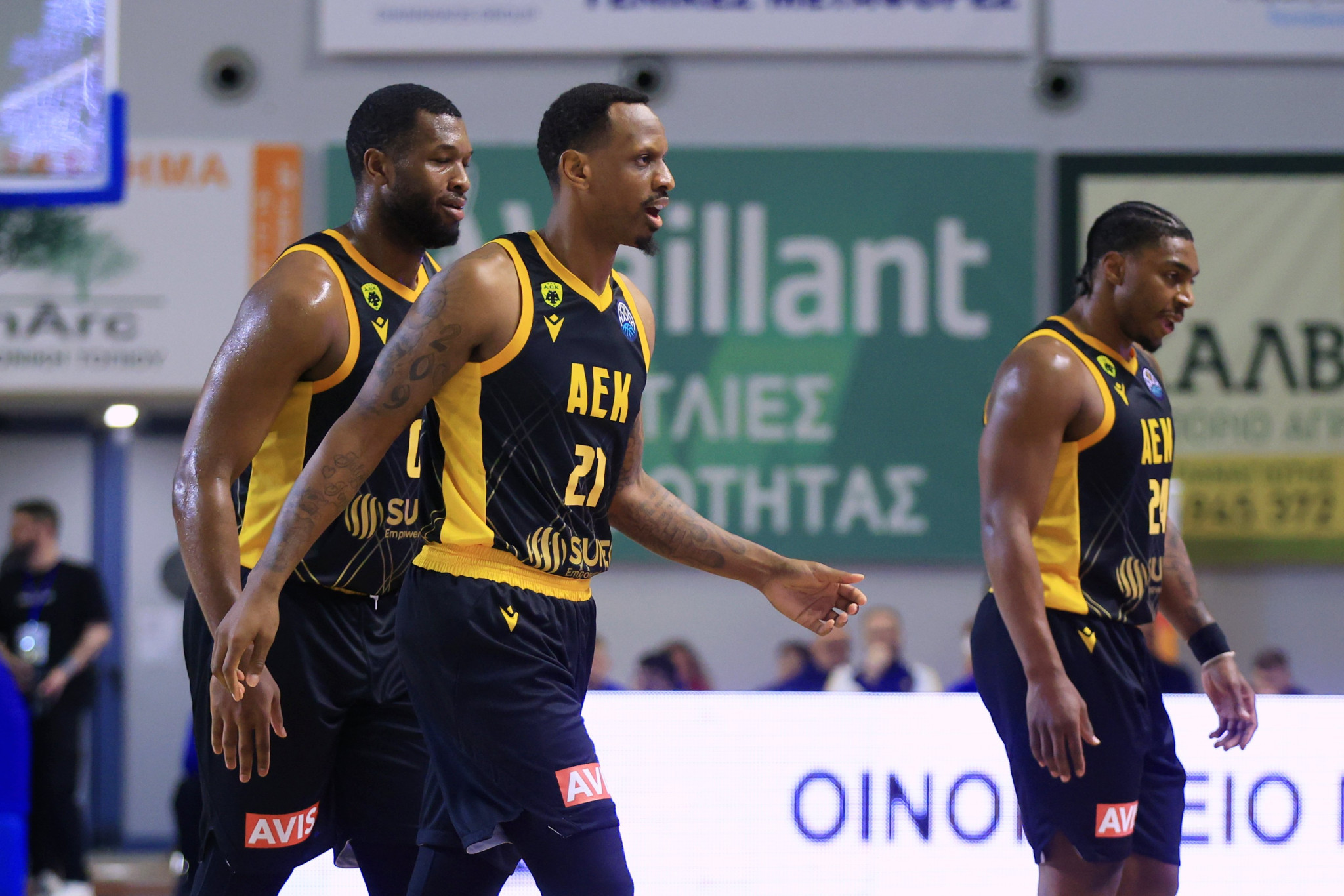 Η Άλμπα Βερολίνου νίκησε την Τόφας, η ΑΕΚ προκρίθηκε και μαθηματικά στους 8 του BCL