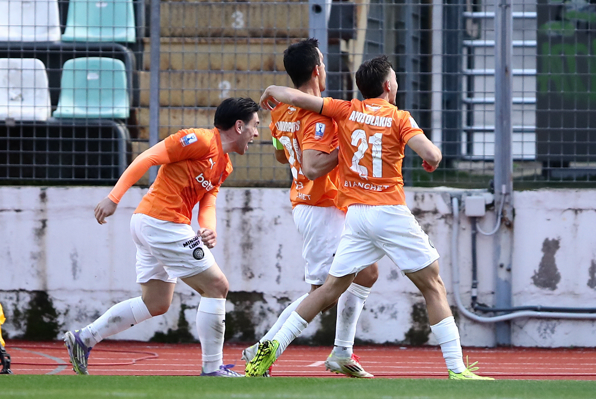 Ο Λαμπρόπουλος με κεφαλιά το 0-1 του ΟΦΗ (video)