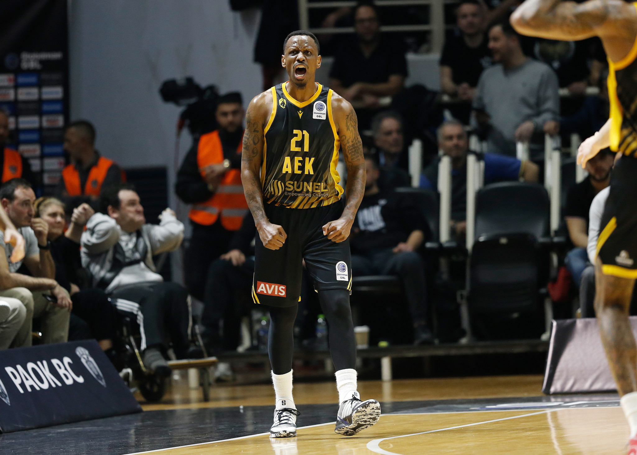 Η ΑΕΚ με τον Νάναλι παίρνει ό,τι πλήρωσε: Ποιότητα, εμπειρία, ηγεσία