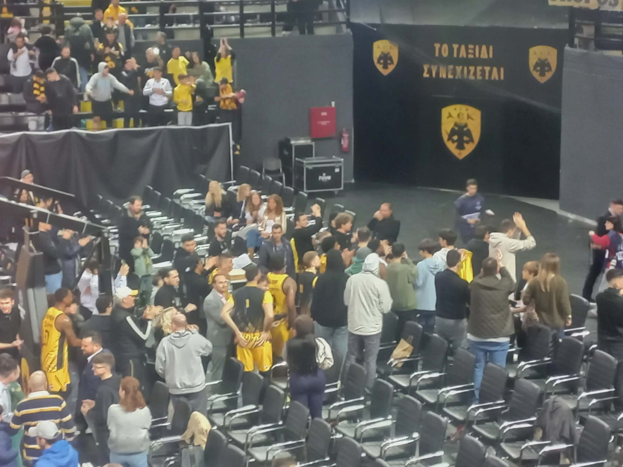 Νέα νίκη, νέο... πάρτι για την ΑΕΚ στη Sunel Arena (video)