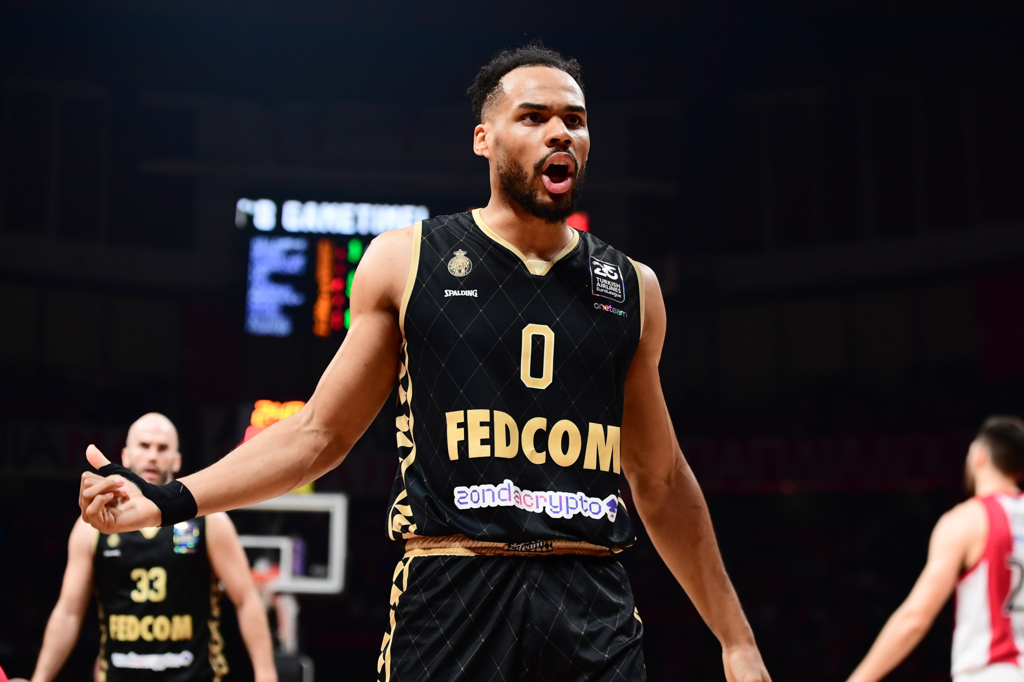 Καταρρέει η Μονακό: Συμφωνία ανάμεσα σε Οκόμπο και Dubai BC