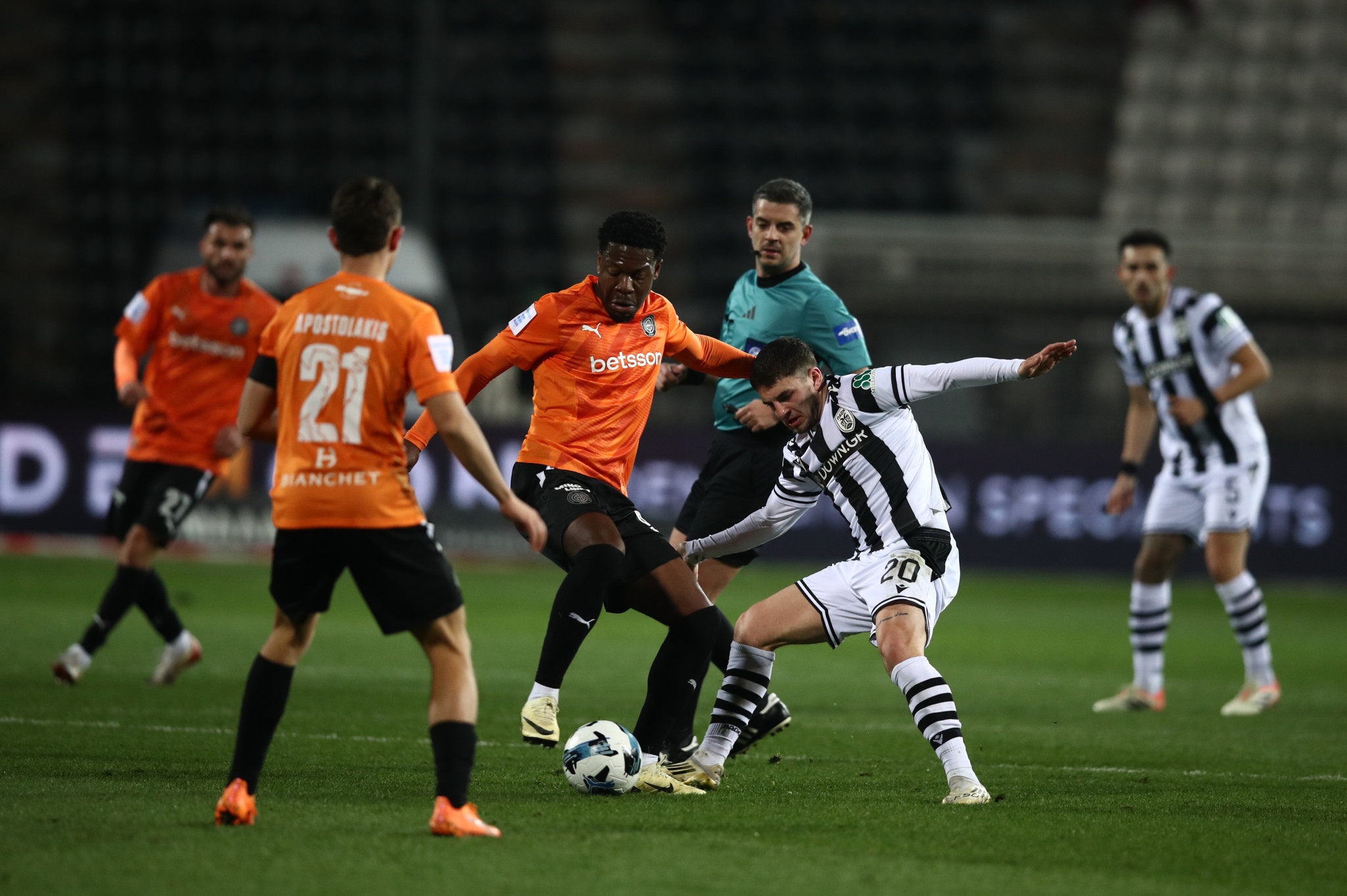 Για πρώτη φορά ΠΑΟΚ - ΟΦΗ σε τελικό κυπέλλου στα 100 χρόνια ζωής τους