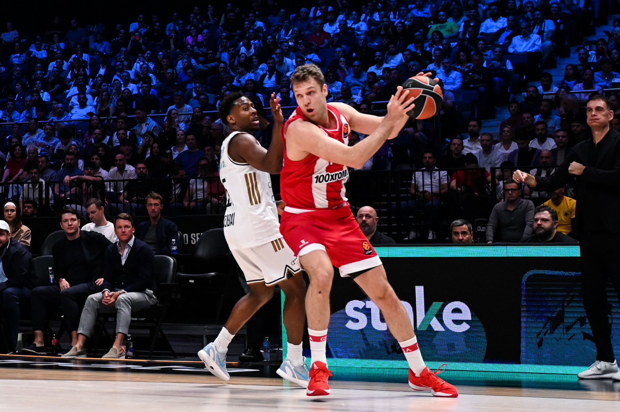 Πάλεψε κι έχασε στο Ντουμπάι ο Ολυμπιακός - Παράταση, μεγάλα σουτ και ματς 206 πόντων