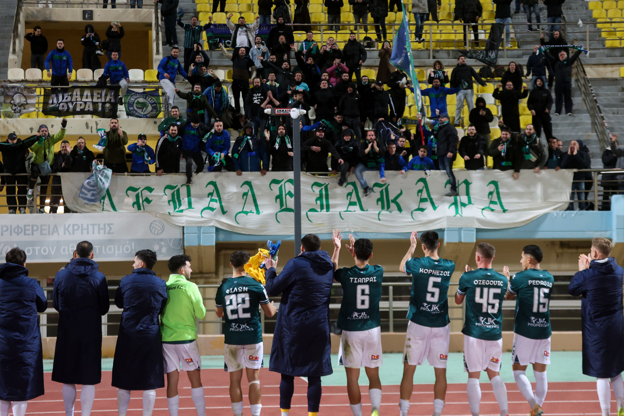 «Χαμός» στην Λιβαδειά: Ουρές από φίλους του Λεβαδειακού για ένα «μαγικό χαρτάκι» ενόψει ΟΦΗ (video)