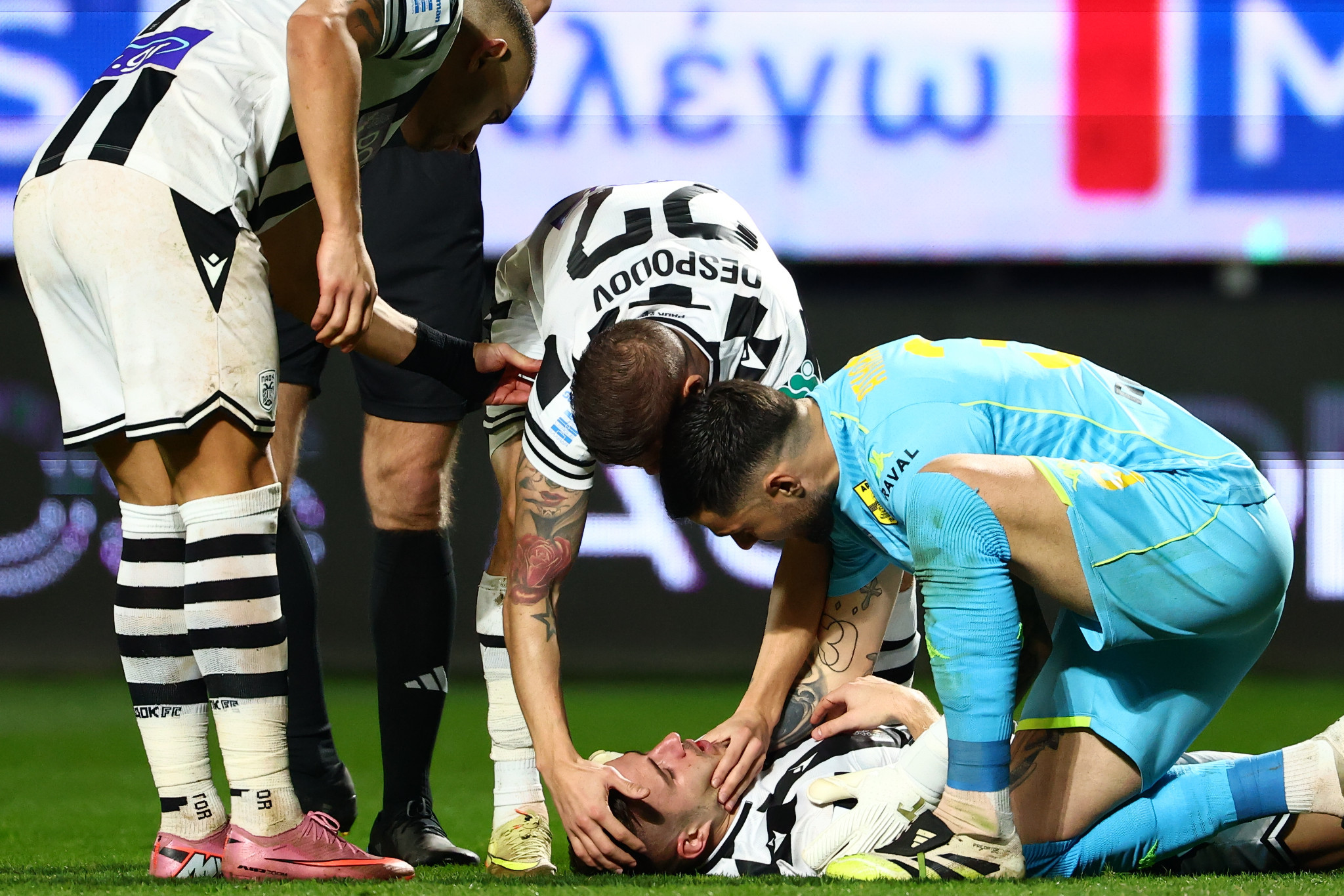 Ανησύχησε ο ΠΑΟΚ με Πέλκα - Αναγκαστική αλλαγή ο Ντεσπόντοφ (video)