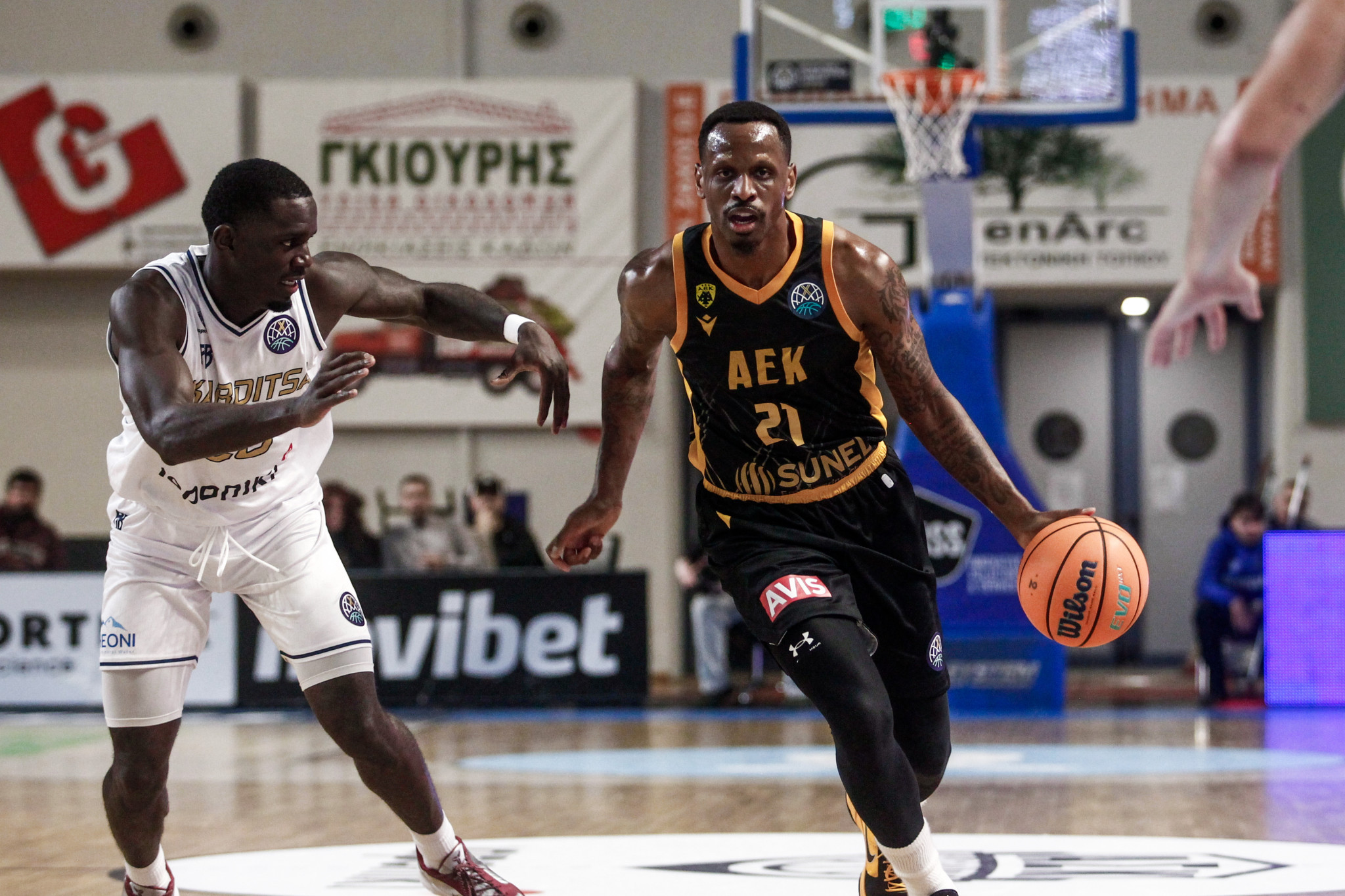 Μέγας είσαι Νάναλι: Το show 32 πόντων που οδήγησε την ΑΕΚ στη νίκη