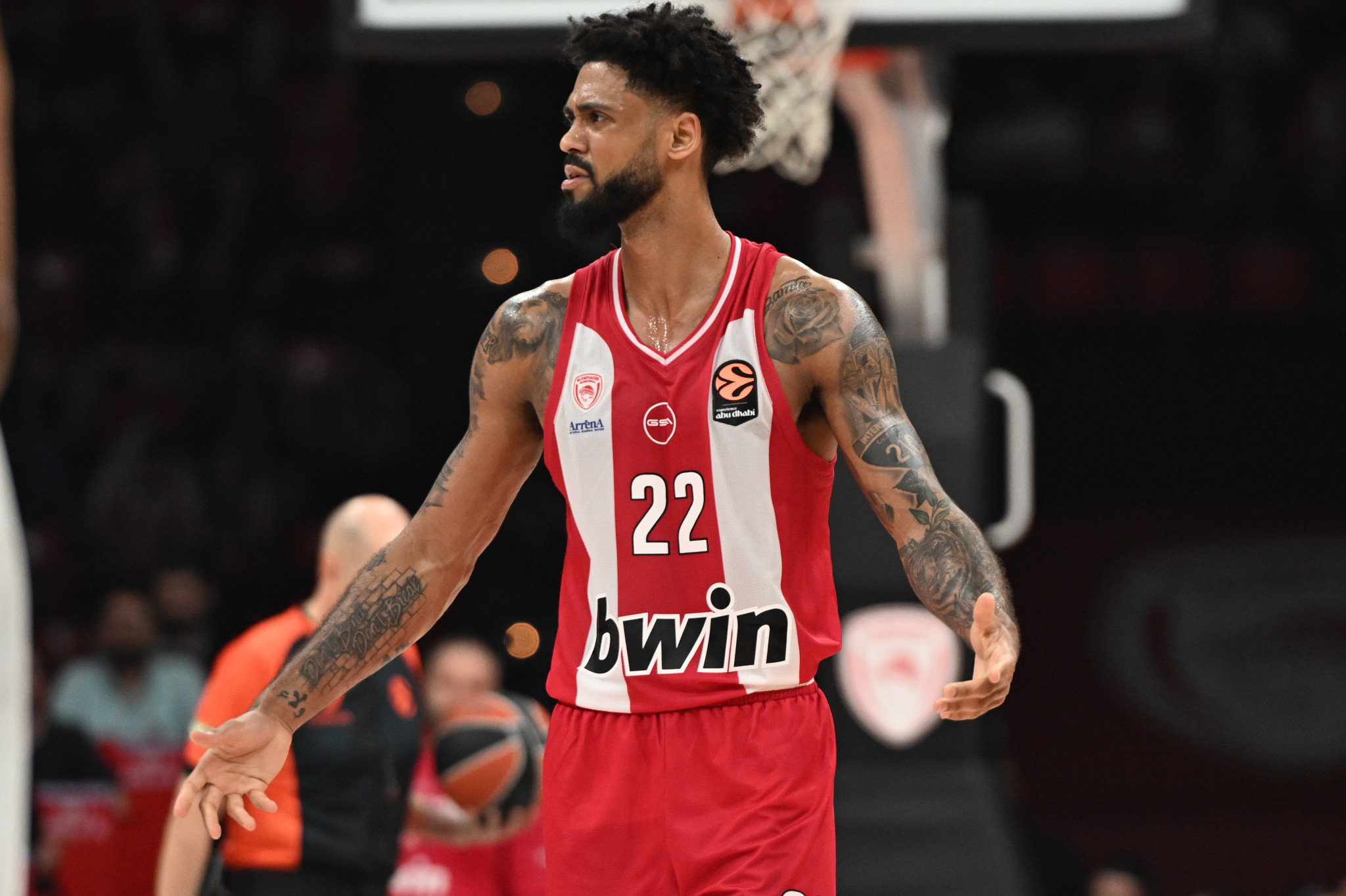 Ελαφρύ διάστρεμμα ο Ντόρσεϊ, χωρίς Γουόκαπ στη Θεσσαλονίκη ο Ολυμπιακός