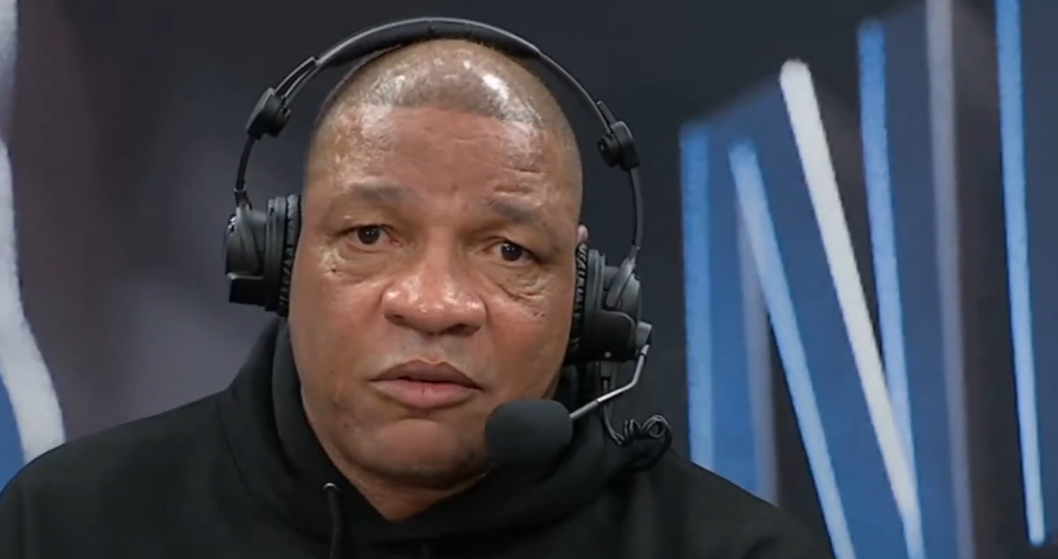 Δεν χάνει την πίστη του ο Ντοκ Ρίβερς: «Θα παίξει ξανά για τους Μπακς ο Γιάννης» (video)