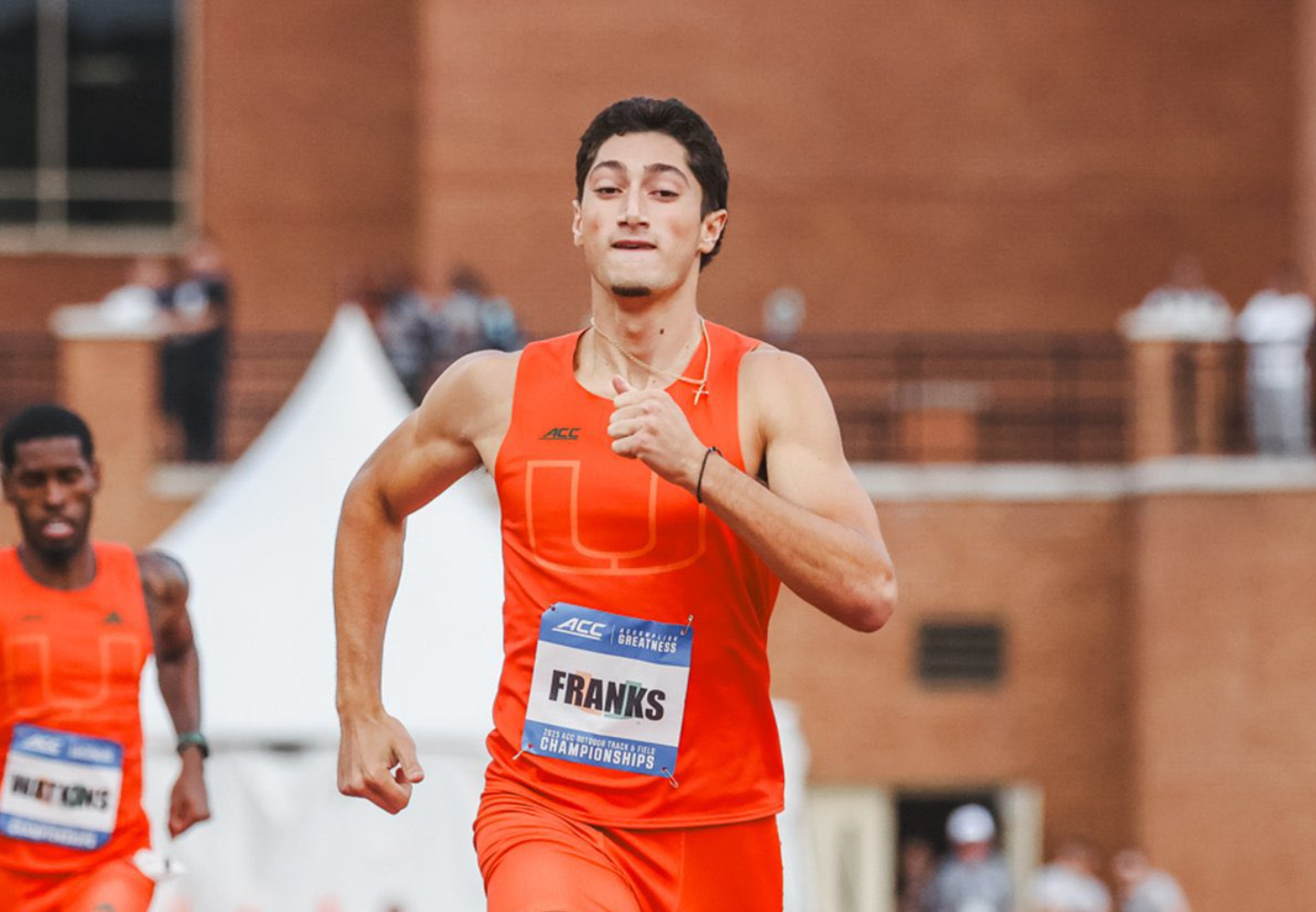 Νέο πανελλήνιο ρεκόρ στα 400μ κλειστού ο Φρανκς, 0.02 από το όριο για το Παγκόσμιο κλειστού