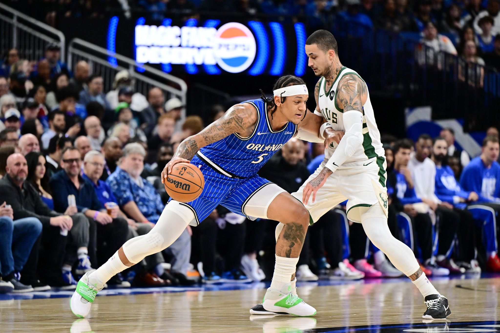 Οι Μάτζικ τελείωσαν το σερί των Μπακς