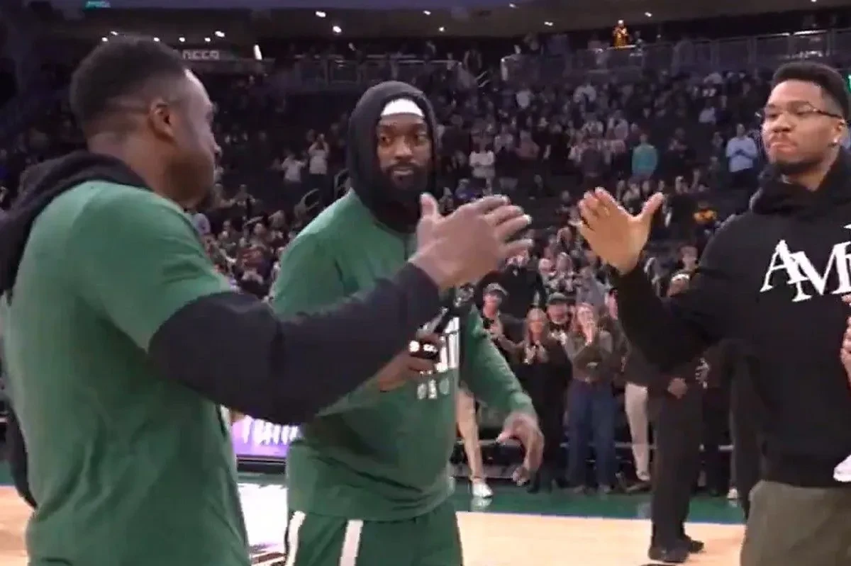 Αποθέωση για τον Γιάννη Αντετοκούνμπο στο Μιλγουόκι: «MVP», φώναζε ο κόσμος (video)