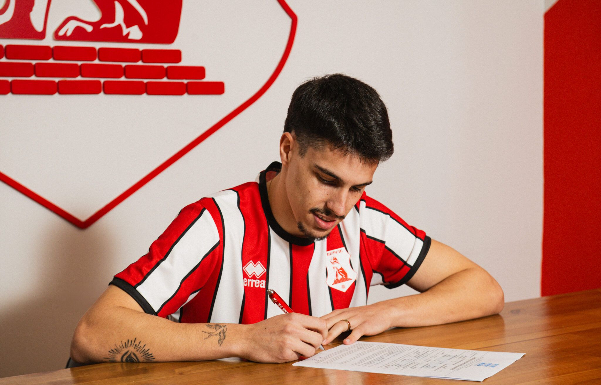 Ο Μαρίνος κέρδισε ξανά θέση στο ρόστερ του Πανσερραϊκού