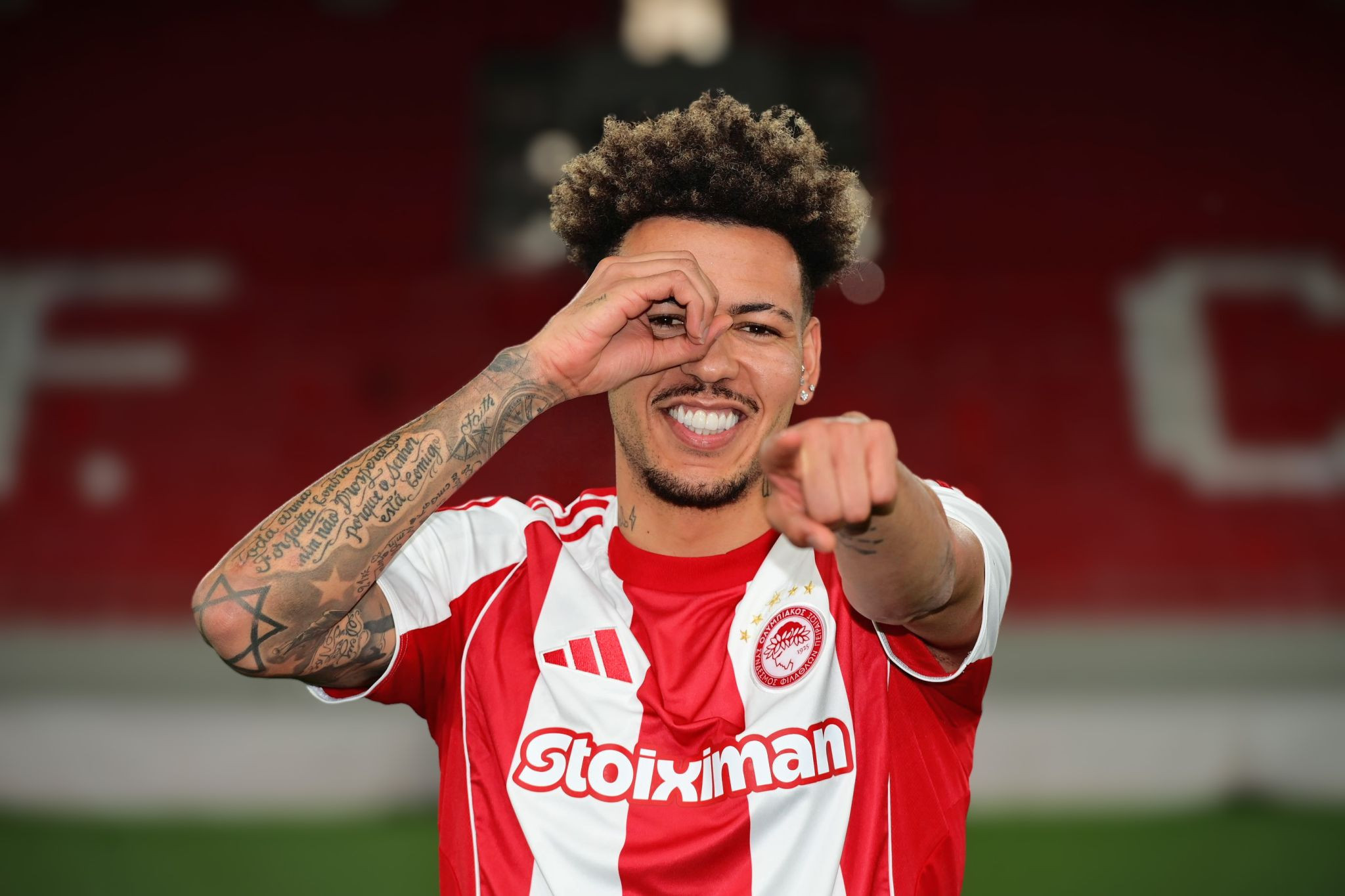 Κλέιτον: «Ανυπομονώ να βάλω γκολ και να νιώσω την "καυτή" ατμόσφαιρα των οπαδών του Ολυμπιακού»
