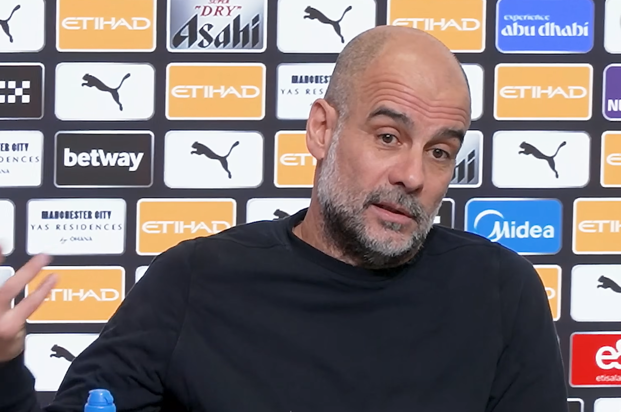 Η σπαρακτική ομιλία του Γκουαρδιόλα κάνει τον γύρο του κόσμου: «Αν σκοτώσετε χιλιάδες ανθρώπους, θα αντισταθώ»