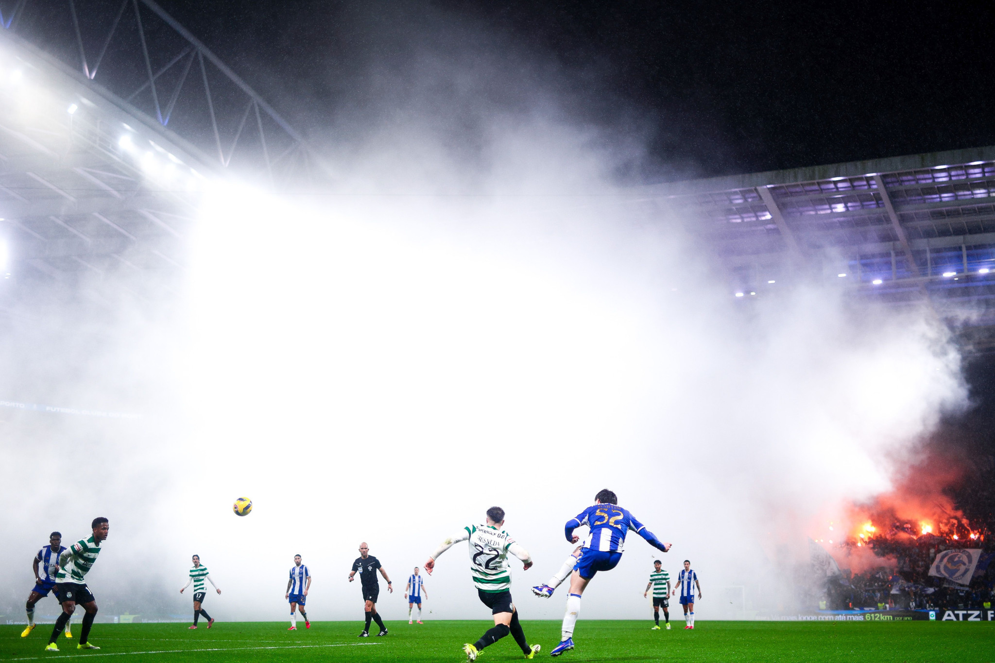 Με buzzer beater του Σουάρες η Σπόρτινγκ «απέδρασε» με τον βαθμό από το ντέρμπι του Ντραγκάο! (videos)