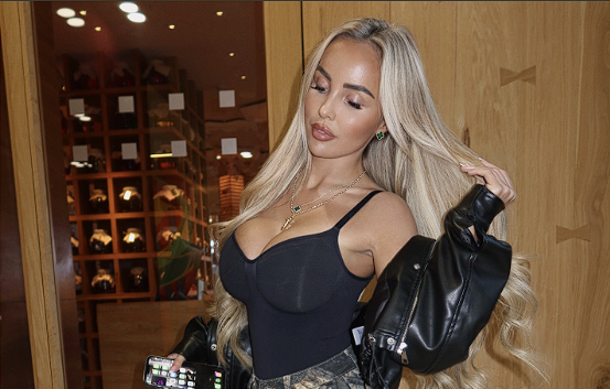 Αυτή είναι η σύντροφος του Κόουλ Πάλμερ που... εντυπωσιάζει το κοινό (photos)