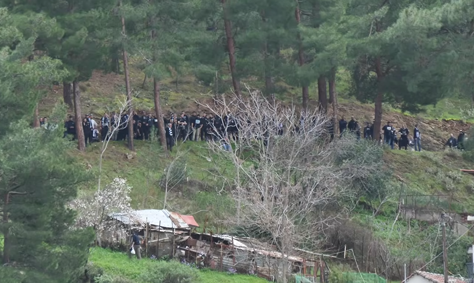 Η «τρέλα» των οπαδών του ΟΦΗ στα βουνά και το «πάρτι» μετά την πρόκριση στον τελικό Κυπέλλου (video)