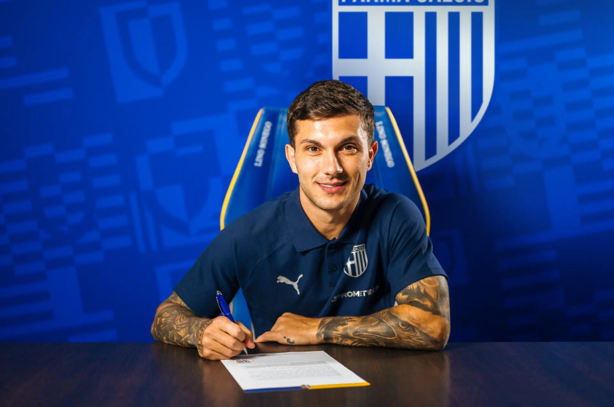 Η Πάρμα ανακοίνωσε την απόκτηση του Στρεφέτσα με τη μορφή δανεισμού