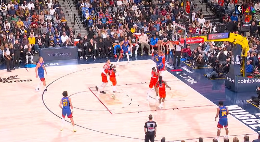 Με σούπερ... πτήσεις και Γοότσον να κάνει poster τον Χόλμγκρεν το Top 10 του ΝΒΑ (video)