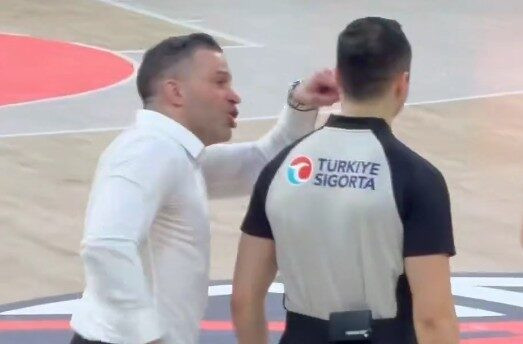 Έξαλλος ο προπονητής της Μπεσίκτας - Πήρε στο κυνήγι τους διαιτητές (video)