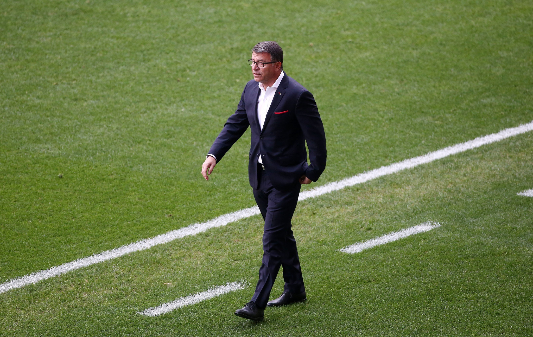 Η εντυπωσιακή επιστροφή του Λεμονή στους πάγκους - Τον αποθεώνουν στη Σερβία