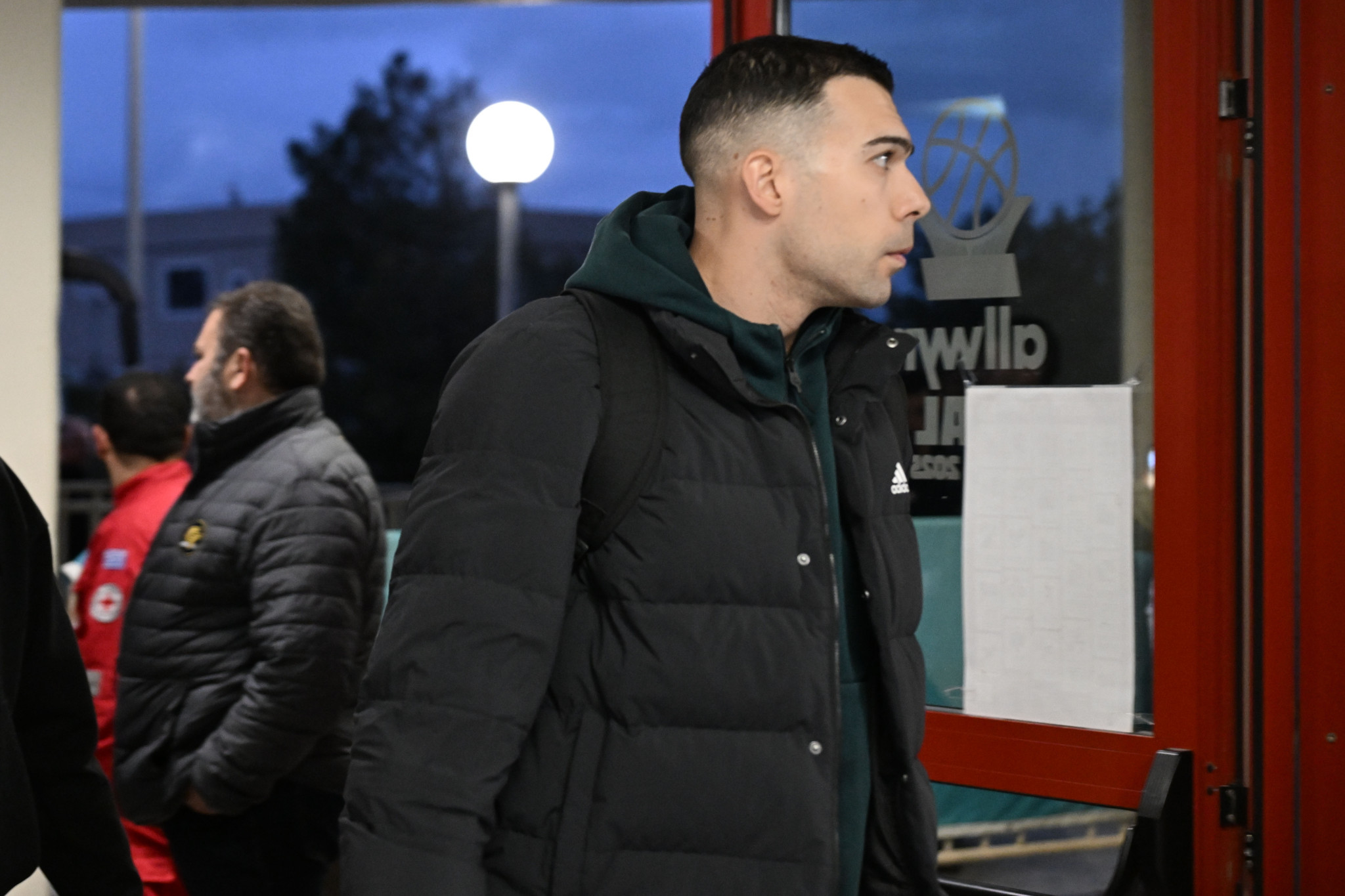 Η άφιξη του Παναθηναϊκού στα «Δυο Αοράκια» για τον μεγάλο τελικό απέναντι στον Ολυμπιακό (video)