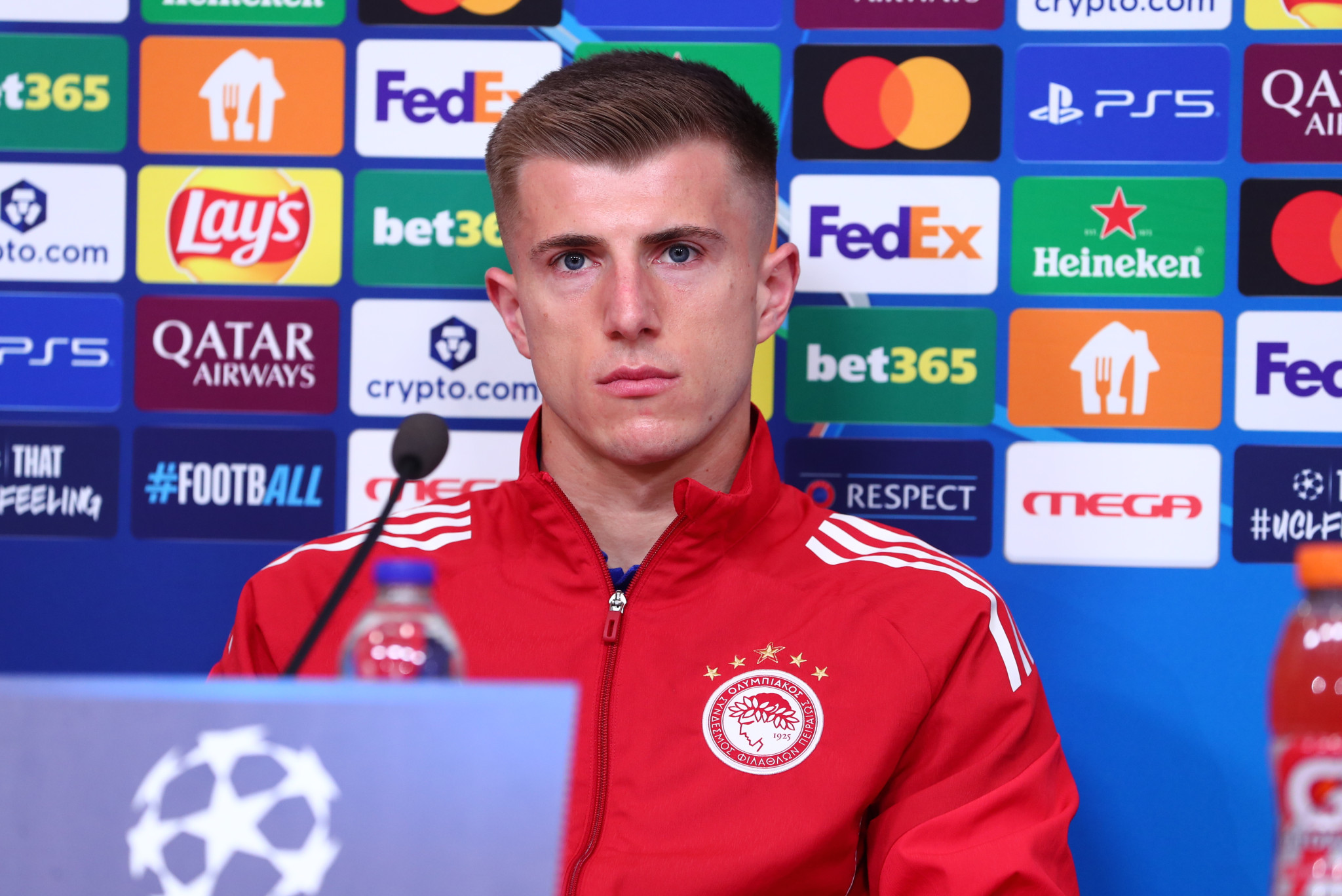 Κοστίνια: «Γνωρίζουμε τη δυσκολία του ματς με τη Λεβερκούζεν - Να δείξουμε τον καλύτερο μας εαυτό»