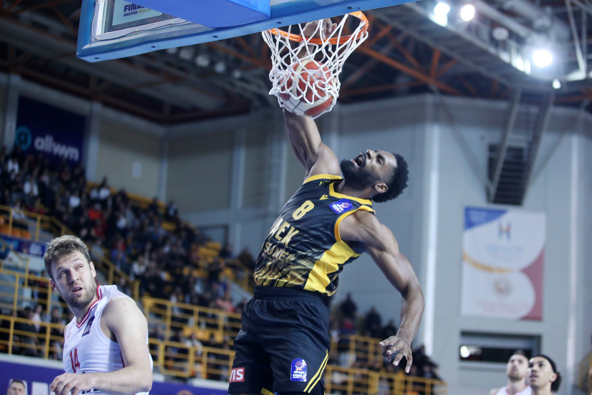 Ο Κισόν Φίζελ στο Athletiko: «Όταν επιστρέψουν όλοι οι παίκτες η ΑΕΚ θα είναι πολύ καλά»