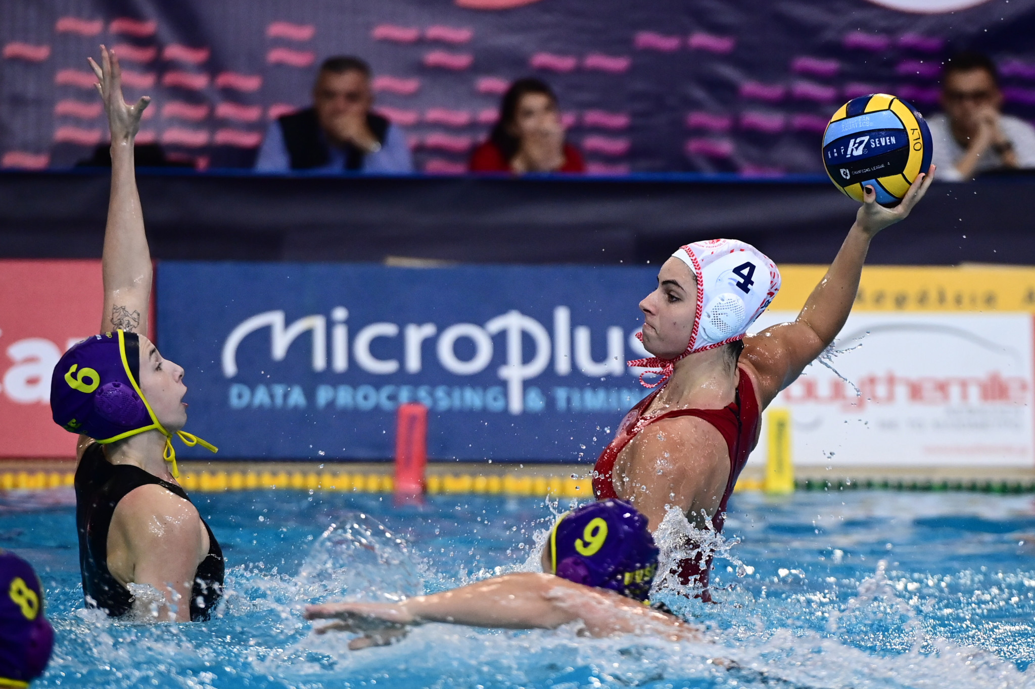 «Έσπασε» το σερί νικών του Ολυμπιακού - Ήττα από την Ούιπεστ στους ομίλους του Champions League