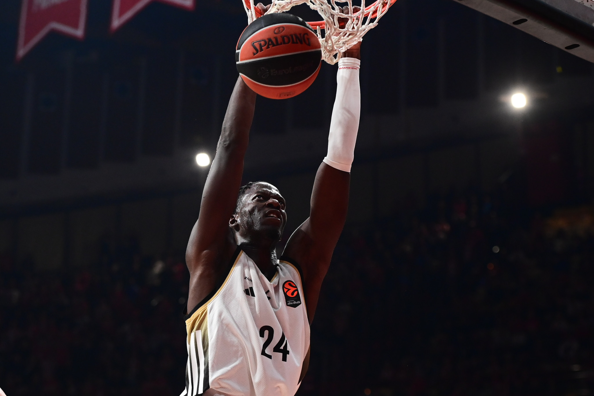 Πλήγμα στη Βιλερμπάν με Ντιαέ