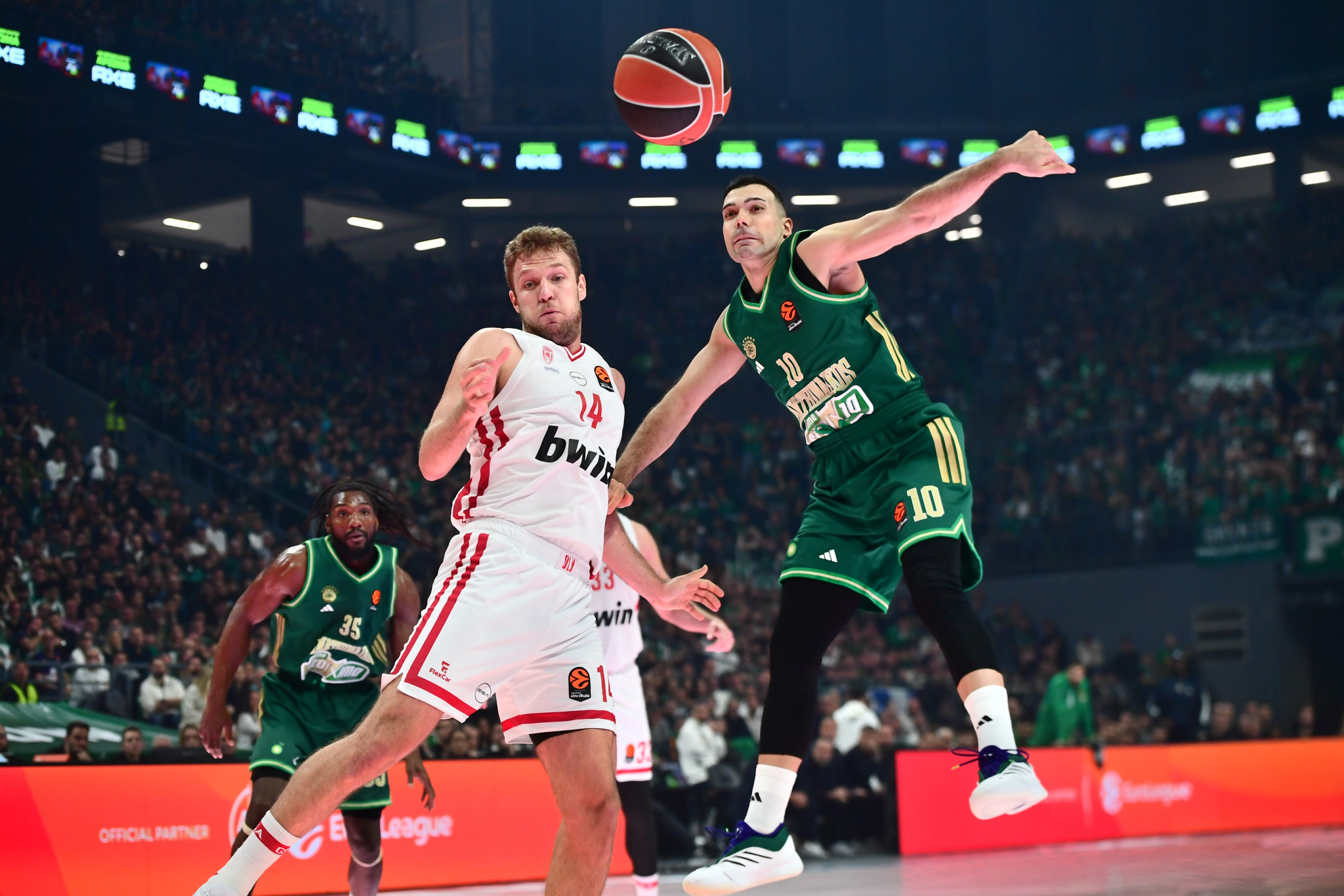 Ολυμπιακός - Παναθηναϊκός: Μία ακόμα μπασκετική... βεντέτα