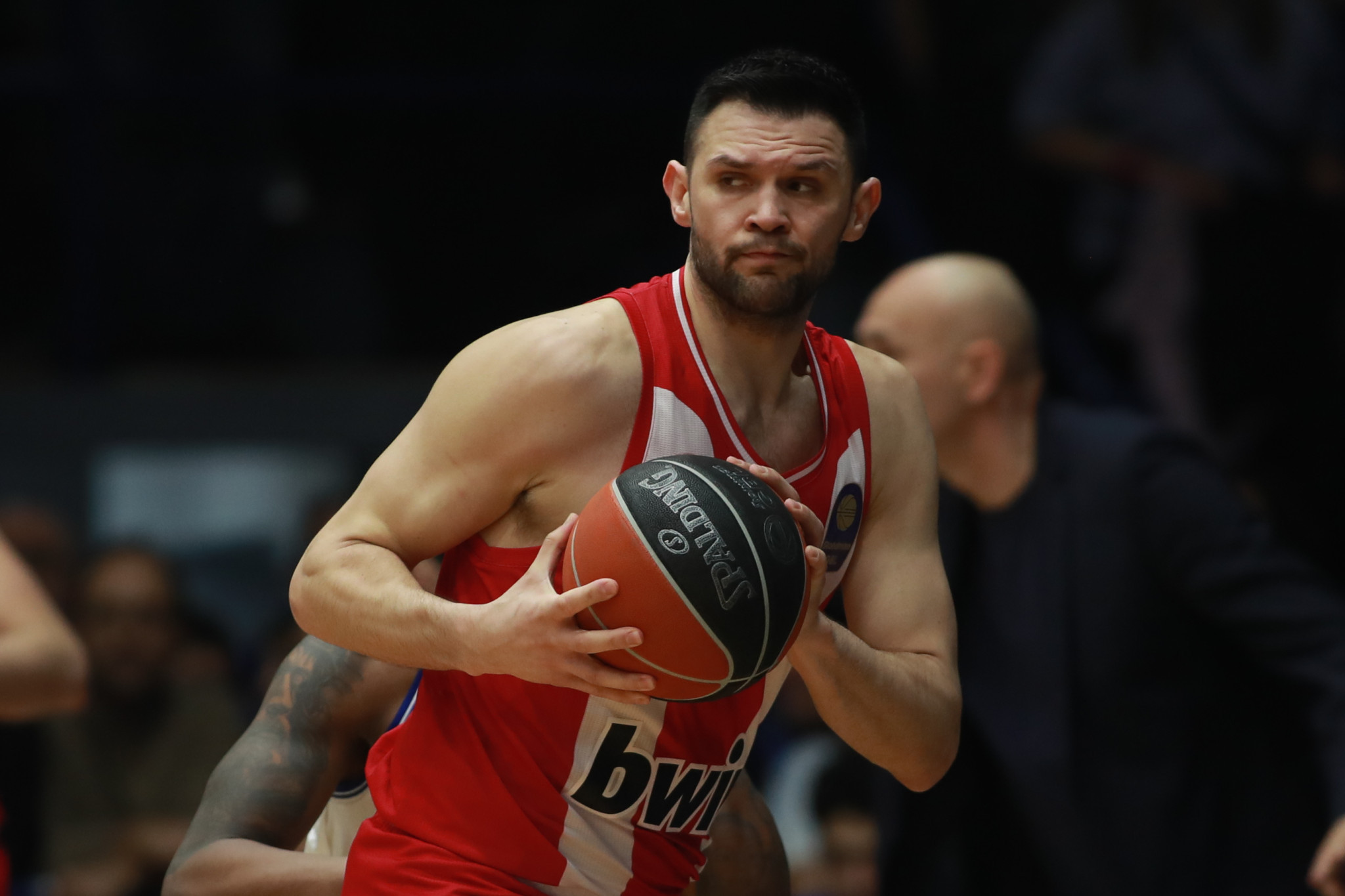 Ο Παπανικολάου έγινε ο τρίτος με 1000+ αμυντικά ριμπάουντ στον Ολυμπιακό στην Stoiximan GBL