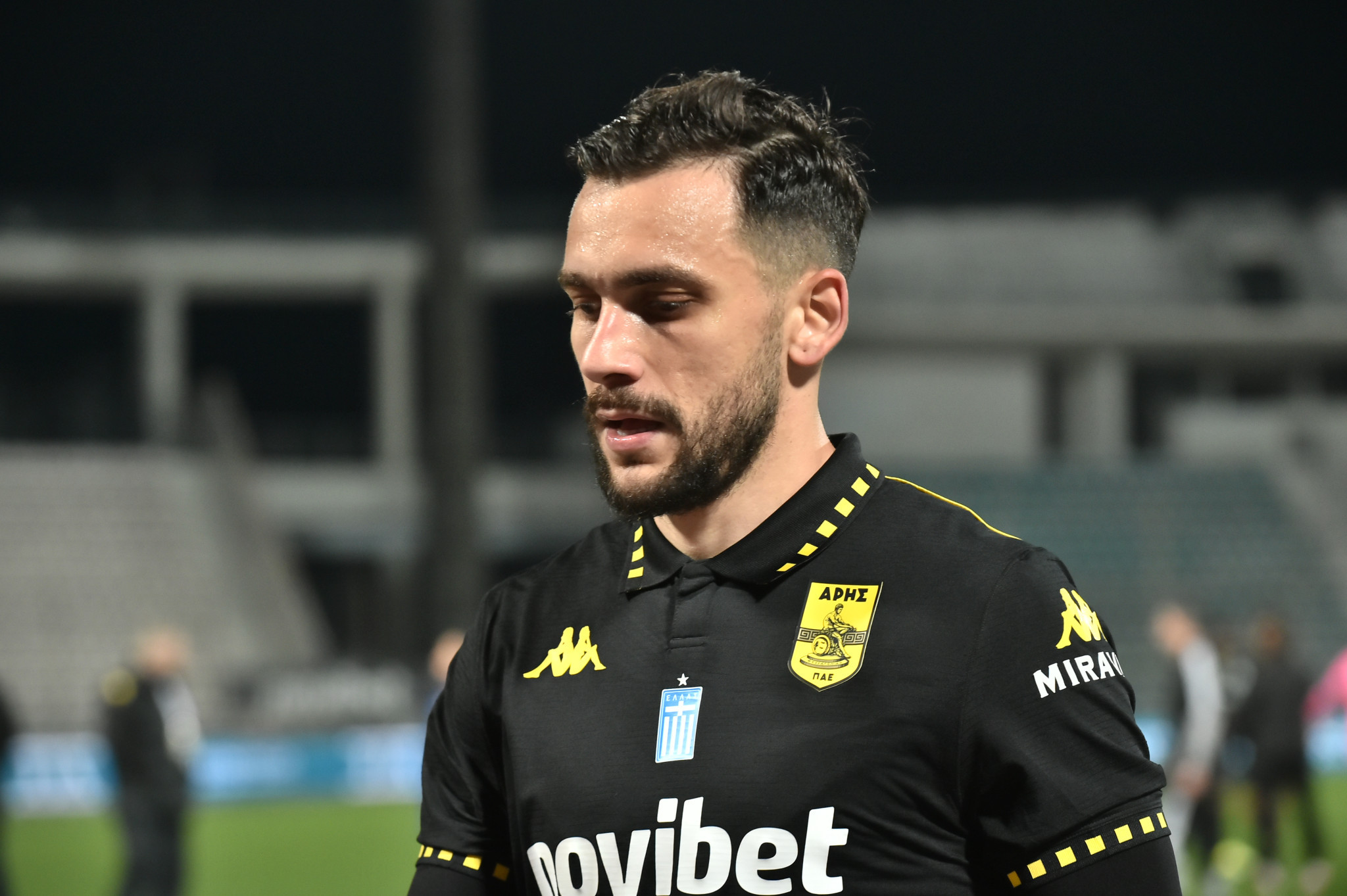 «Έκρηξη» Σαββόπουλου στο «BACK2ΜΠΑΚ»: «Νέος φίλος μας το κολλύριο - μαύρο χάλι...» (video)