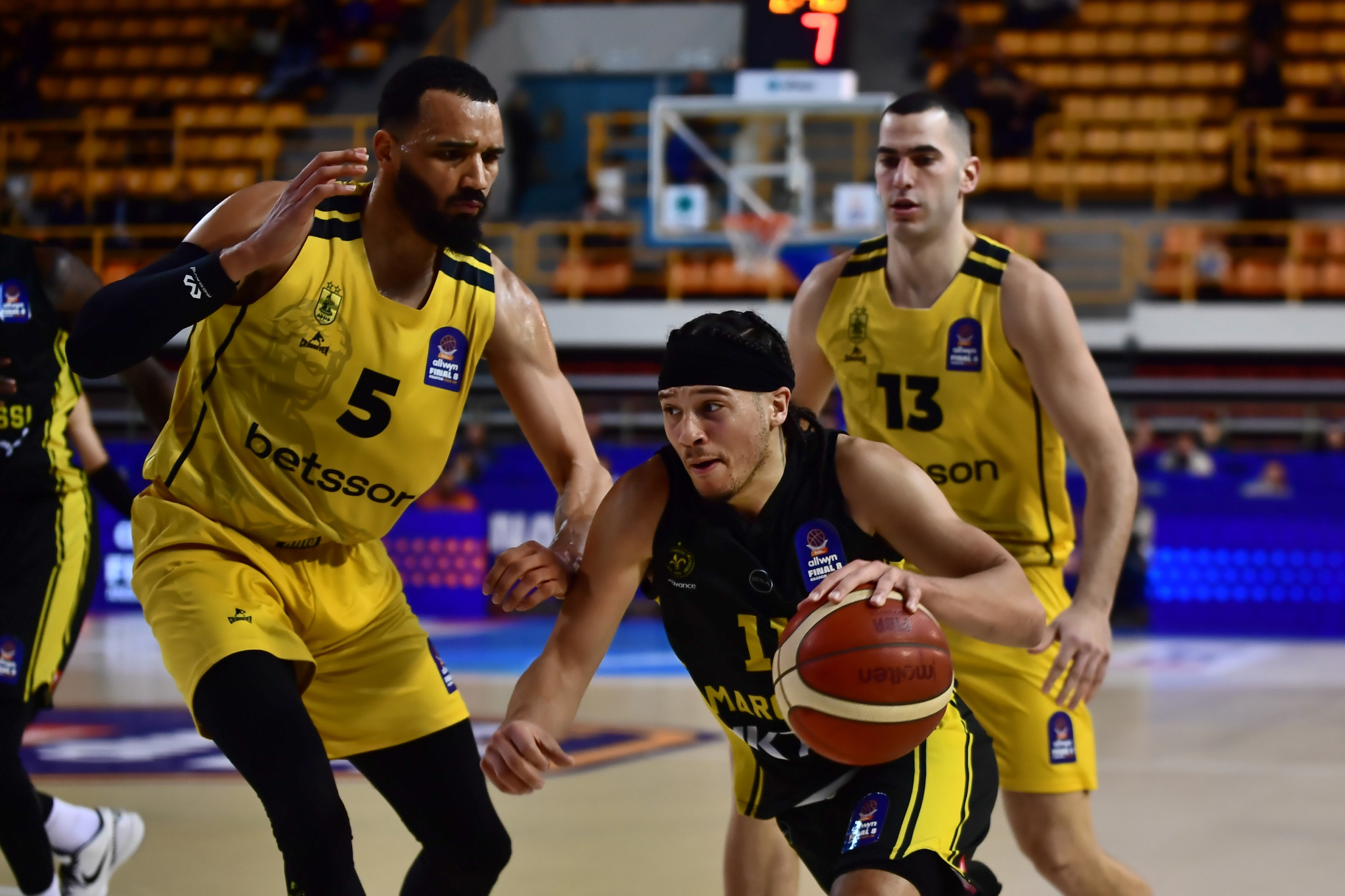 Τα highlights της μεγάλης πρόκρισης του Αμαρουσίου απέναντι στον Άρη (video)