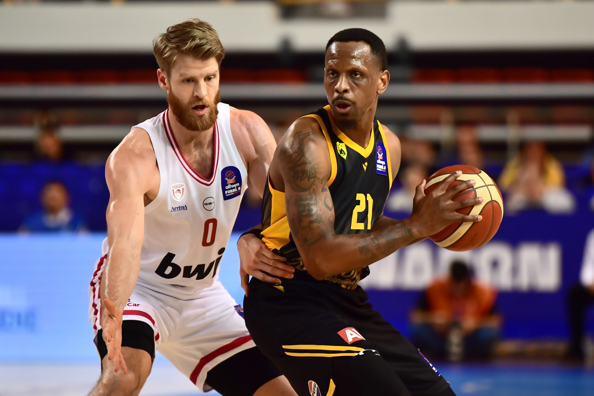 Τα highlights της εμφατικής νίκης του Ολυμπιακού απέναντι στην ΑΕΚ (video)