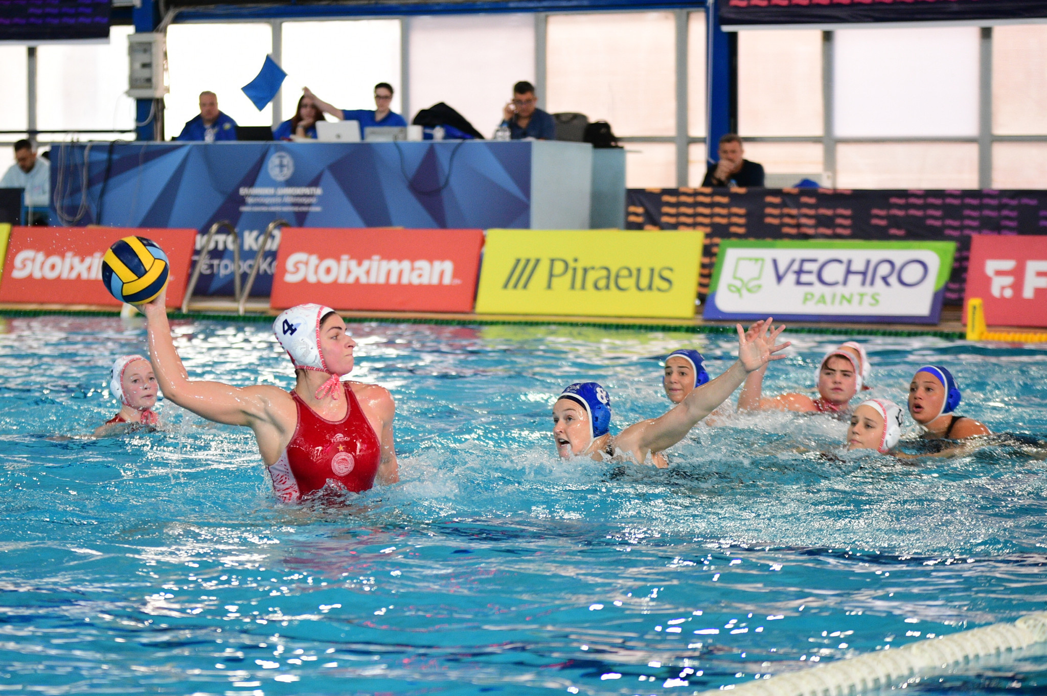 Ο Ολυμπιακός συνεχίζει αήττητος στην κορυφή της Water Polo League γυναικών μετά την 15η αγωνιστική