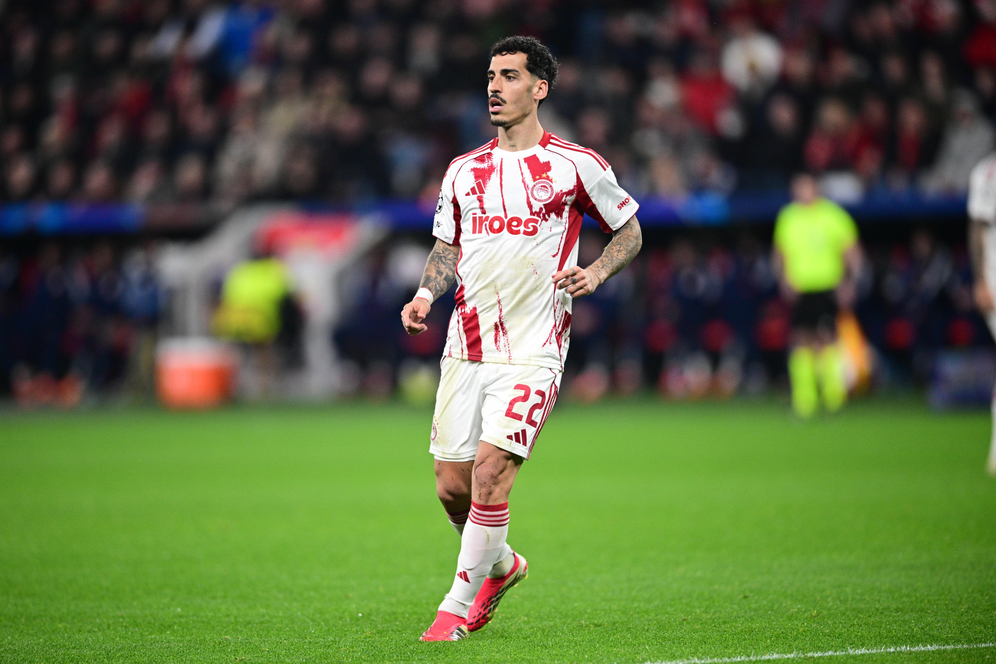 Ωραία κομπίνα για τον Ολυμπιακό, το σουτ του Τσικίνιο πέρασε λίγο άουτ (video)