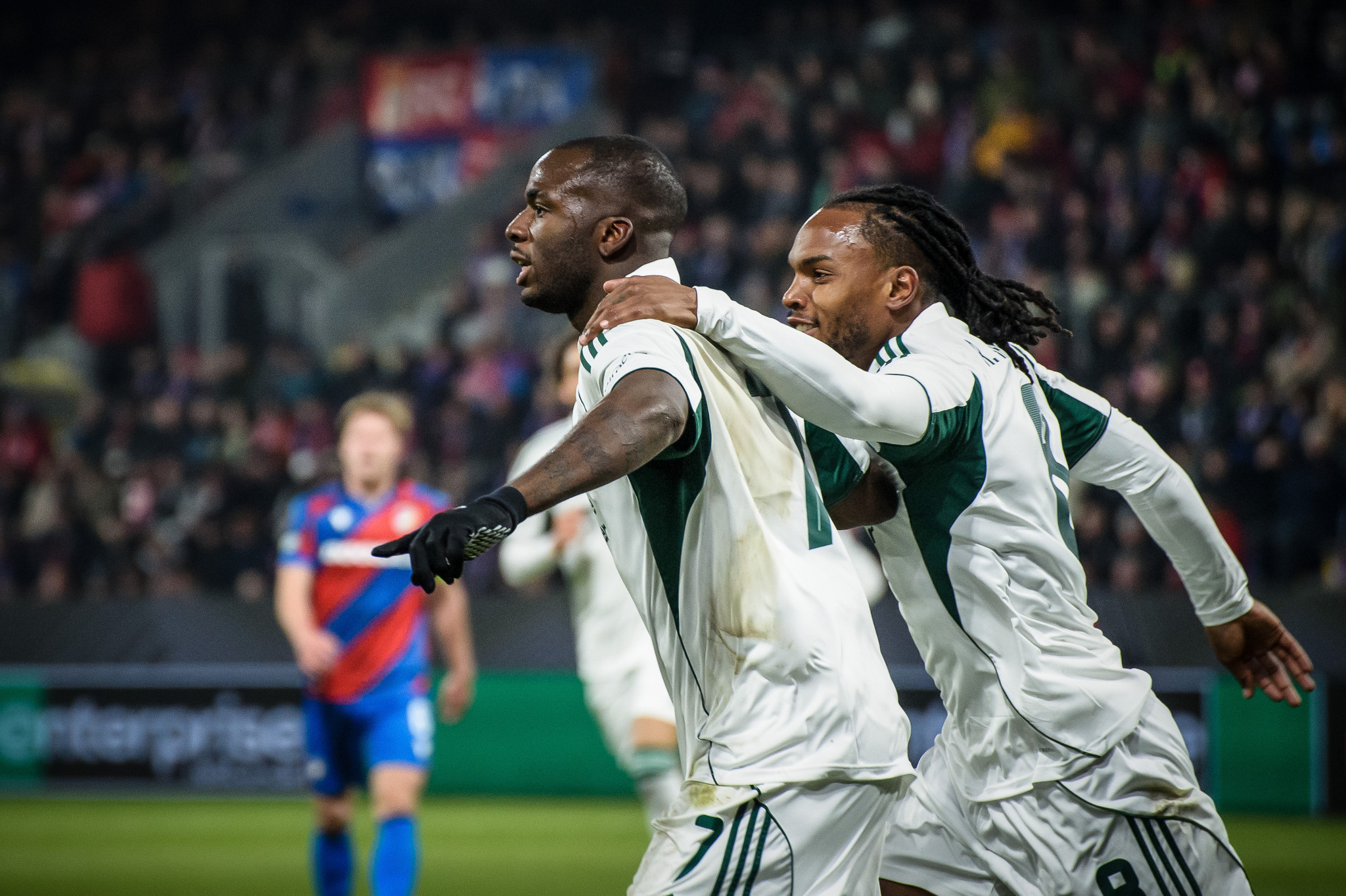 Θρίλερ για μία θέση στο Top 10 της UEFA - Oι πιθανότητες της Ελλάδας