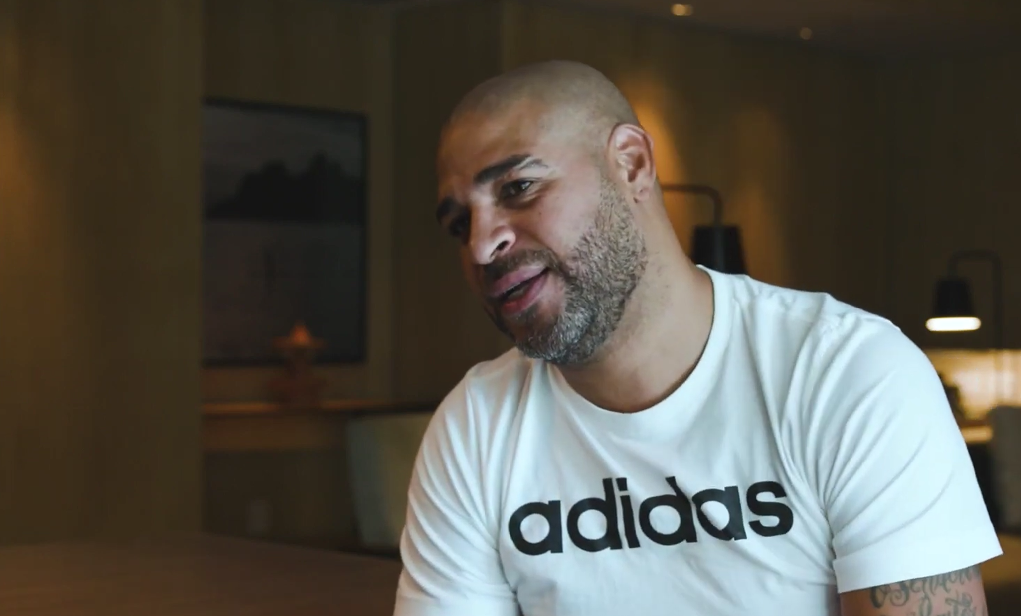 Αντριάνο: «Δεν θέλω να έχω πια γυναίκα, τους αρέσει να μιλάνε πολύ»