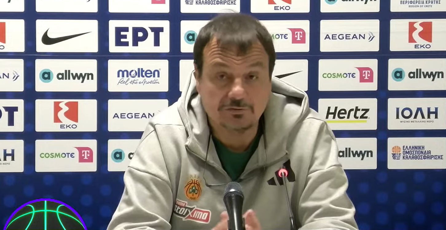 Αταμάν: «Βλέπω μόνο οχτώ δημοσιογράφους, αν χάναμε θα ήταν γεμάτη η αίθουσα»