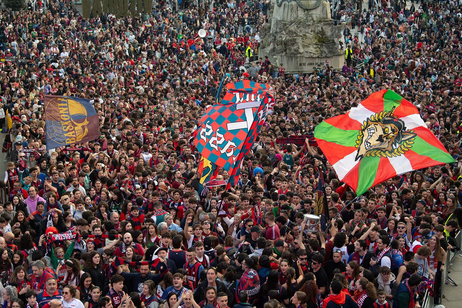 Χάος στη Βιτόρια-Γκαστέις και υποδοχή ηρώων για τους Κυπελλούχους Ισπανίας