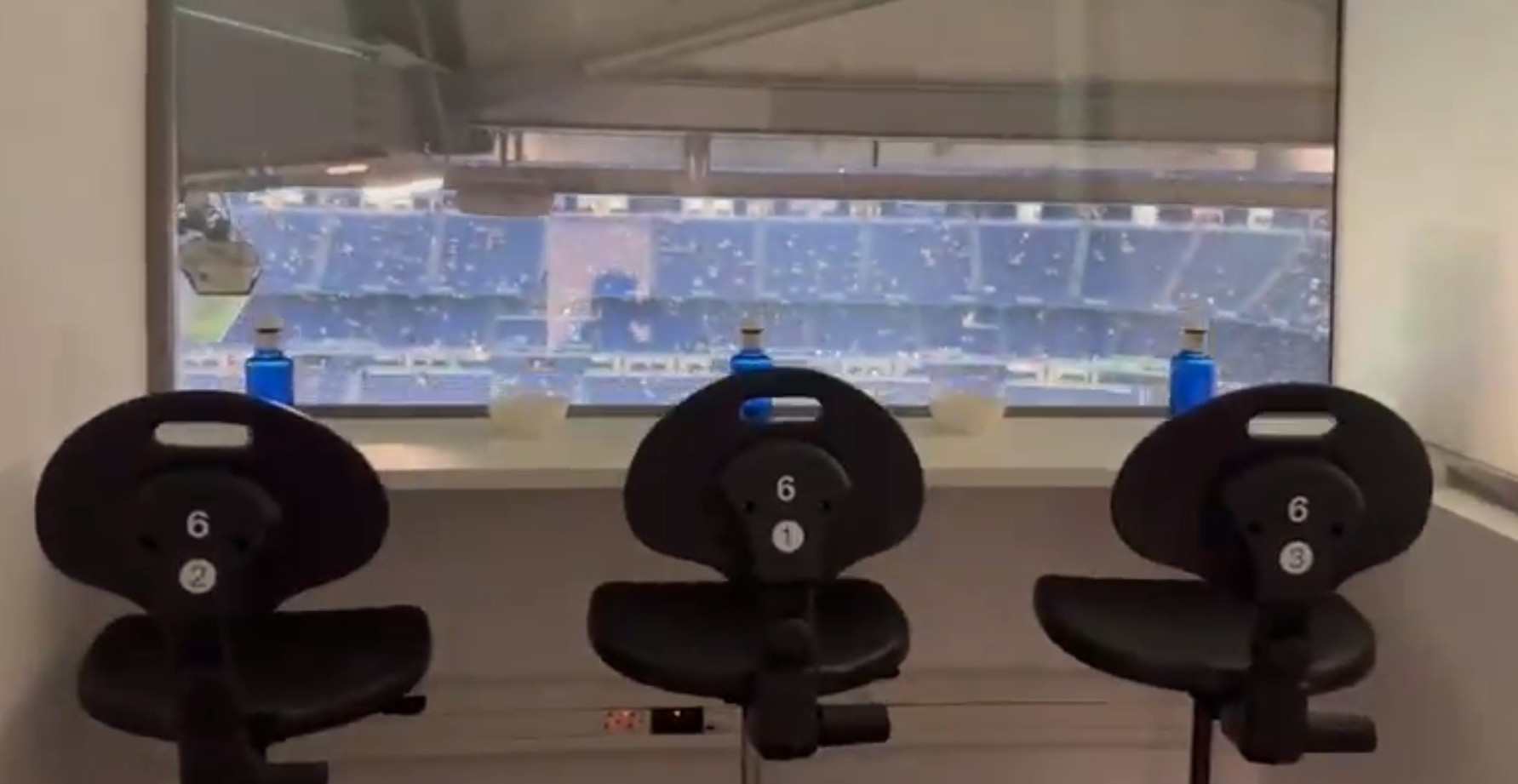 Ούτε στο ξενοδοχείο ούτε στον πάγκο: Από εκεί βλέπει ο Μουρίνιο το Ρεάλ Μαδρίτης-Μπενφίκα (video)