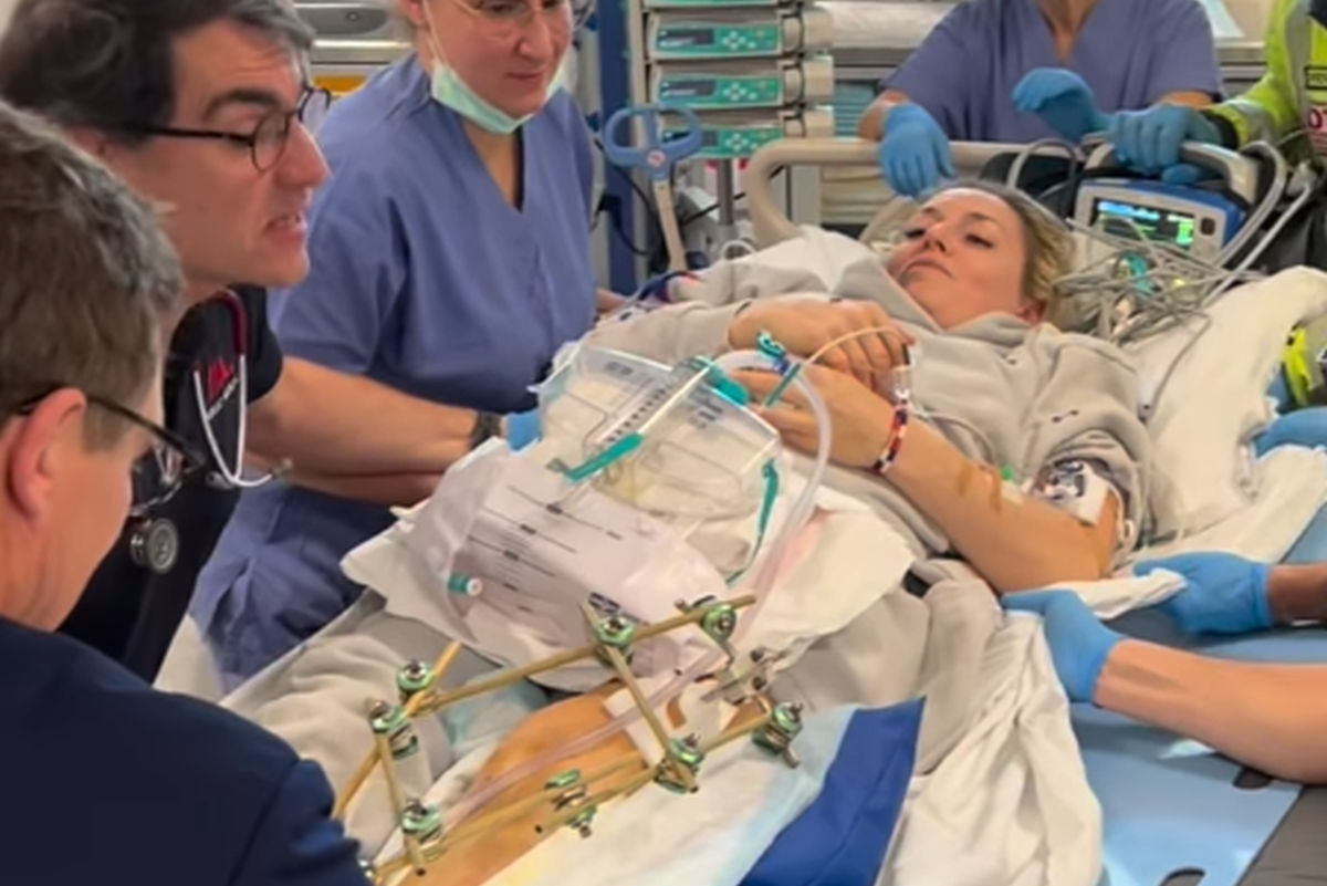 Η συγκινητική αντίδραση της Λίντσεϊ Βον μετά το εξιτήριο: «Το πόδι μου είναι κομματιασμένο»