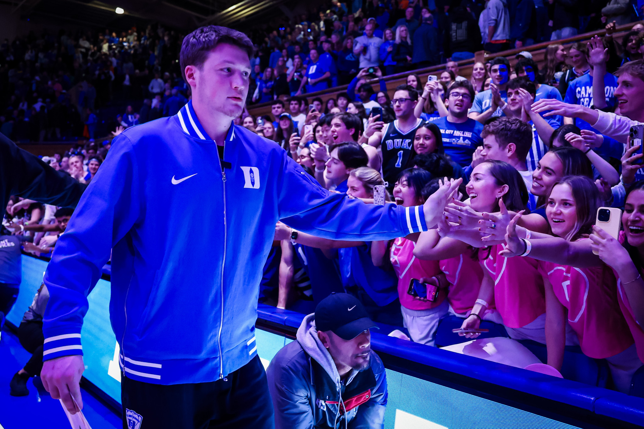 Τα νούμερα του Κνόπελ που τρομάζουν και o Κάρι που... απειλείται